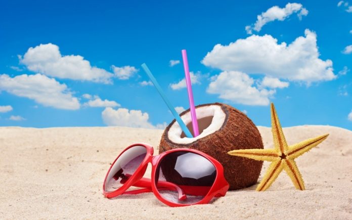 sunglass-on-beach