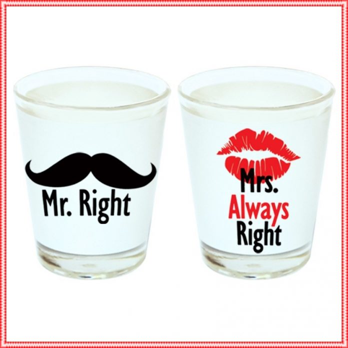 mr-_right_mrs-_always_right_shot_glasses_by_urban_chakkar_07-03-2016_729503