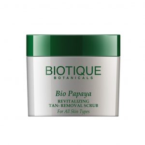 Biotique Bio Papaya Revitalizing Tan Removal Scrub