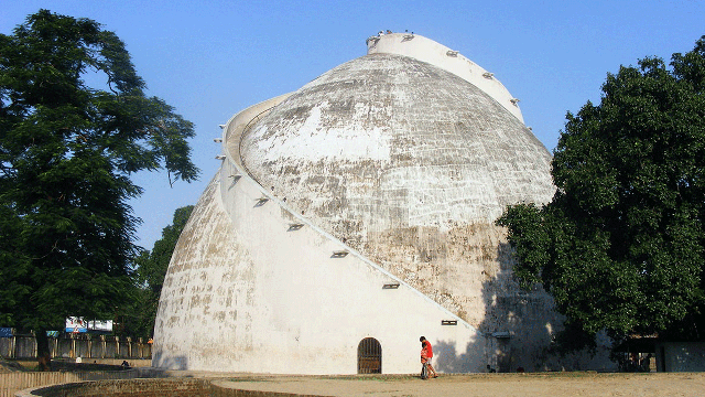 02-Golghar