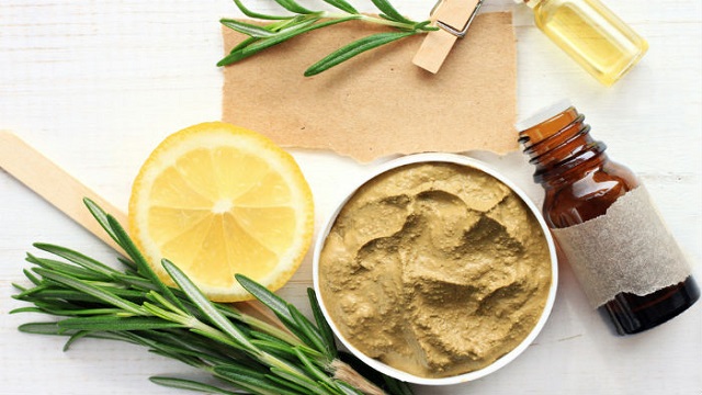 Multani Mitti and Lemon Face Pack