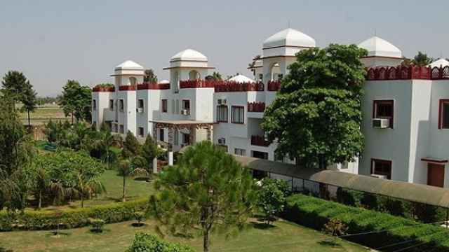 Aravali Resort - Resort near Delhi