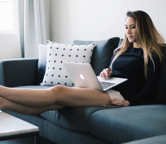 Must-Have-Clothing-for-Your-Comfortable-Work-from-Home-Schedule