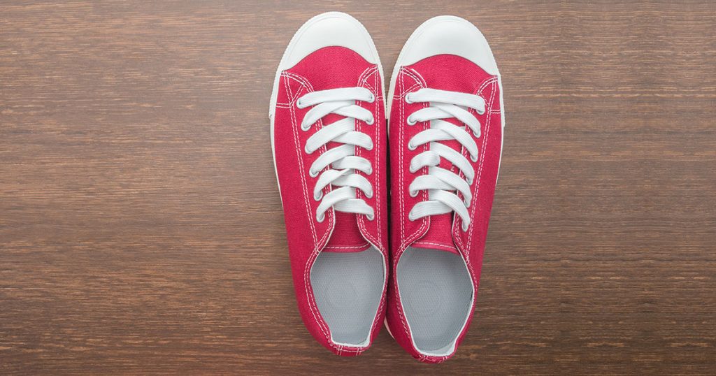 16 Best Canvas Shoe Brands Complete Guide With Price Range CashKaro