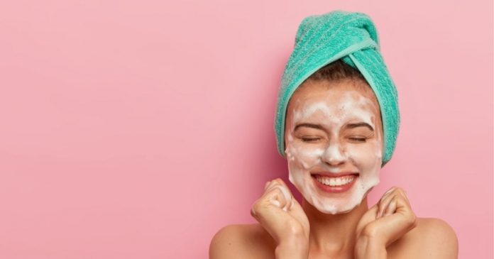 Best Face Wash Brands For Oily Skin In India Best Face Wash Brands For Oily Skin In India