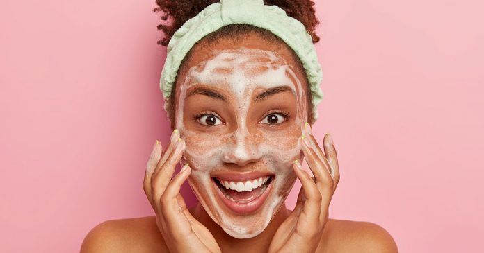 Best Foaming Face washes best brands of foam face wash