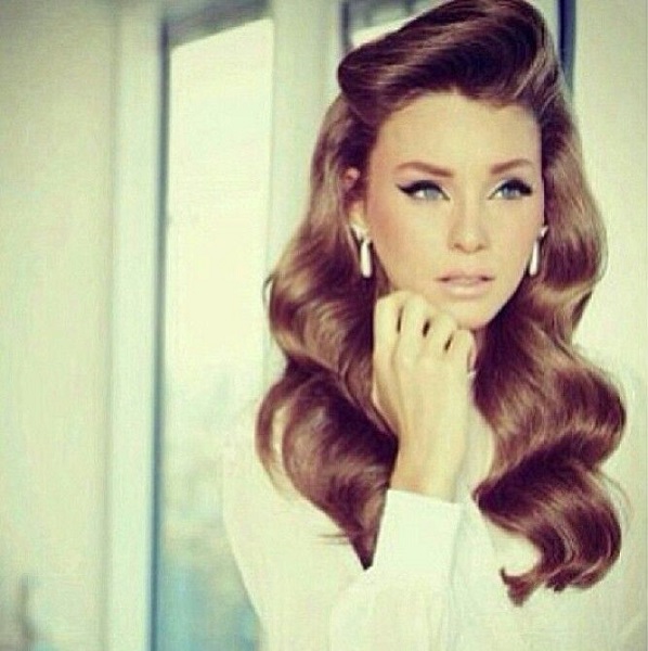 Retro Hairstyle For Women