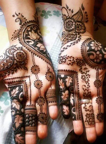 Latest Arabic Mehndi Design