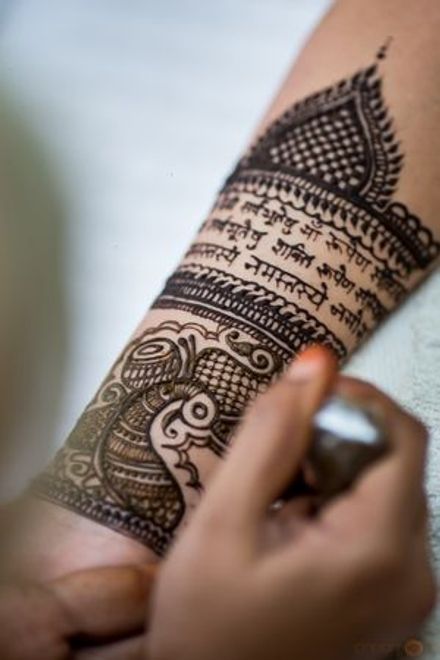 Verse Mehndi Design