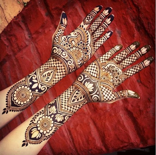 15 Most Adorable Finger Mehndi Designs For 2023